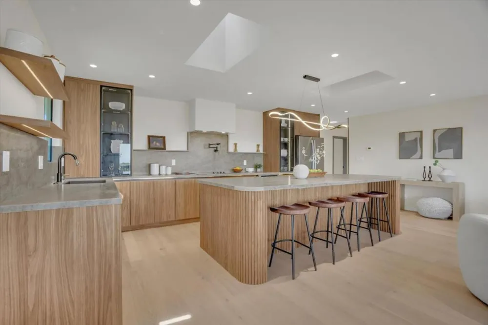 3618 Reposo Way Belmont, CA 94002
