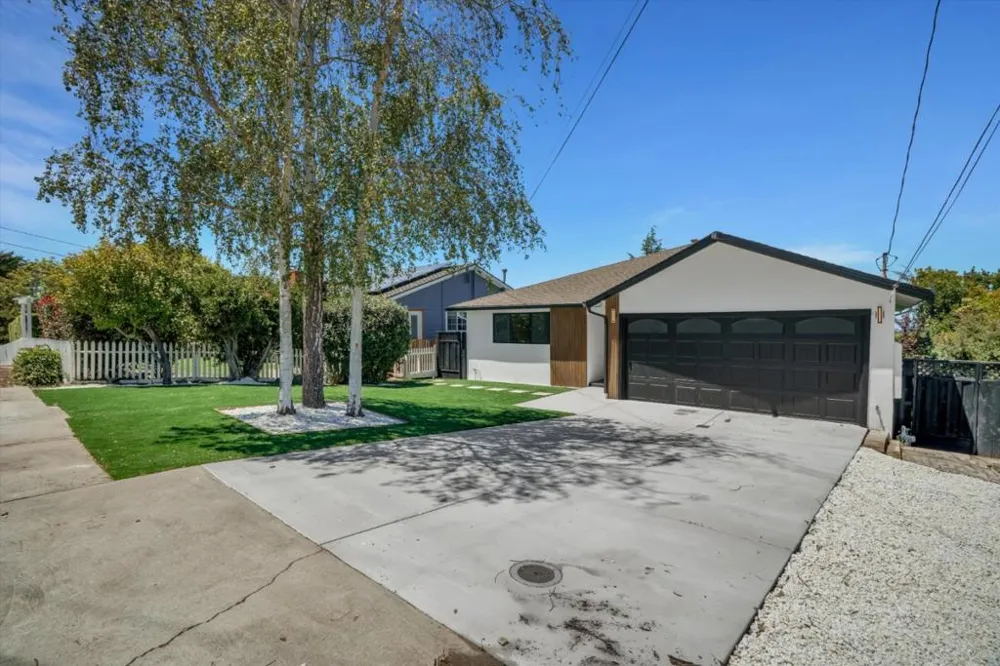 3618 Reposo Way Belmont, CA 94002