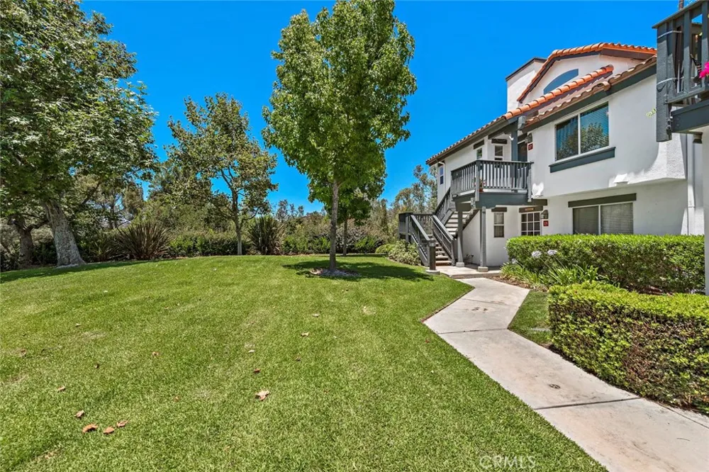 17 Aubrieta Rancho Santa Margarita, CA 92688