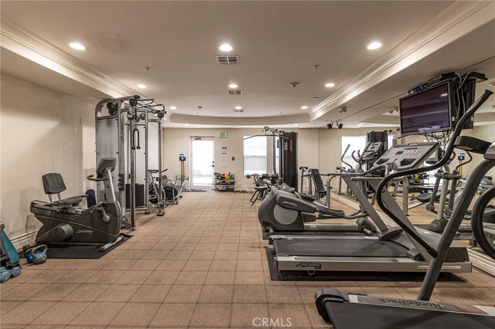 12026 Hoffman #104 Studio City, CA 91604
