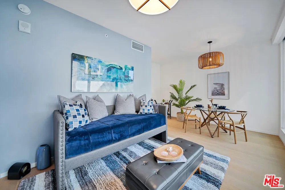 877 Francisco Street #626 Los Angeles, CA 90017