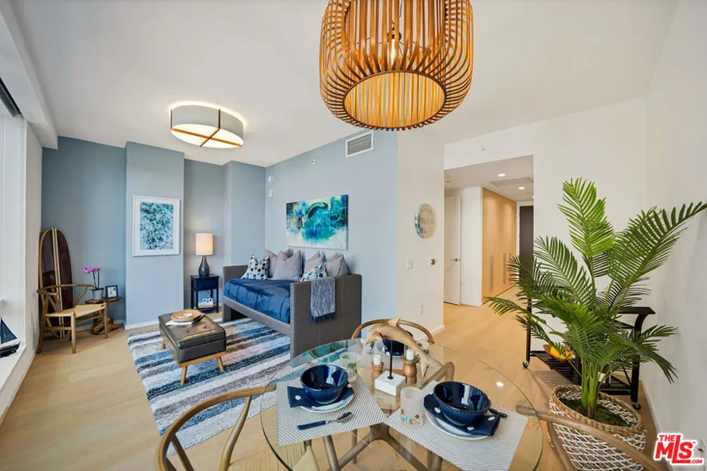 877 Francisco Street #626 Los Angeles, CA 90017