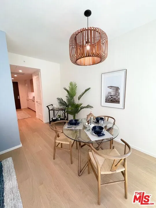877 Francisco Street #626 Los Angeles, CA 90017