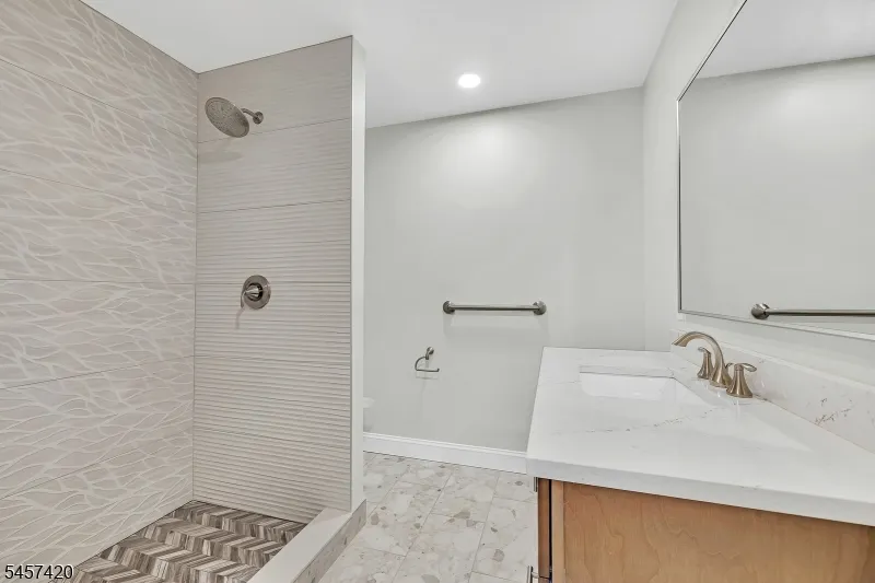 283 S Michigan Ave #A Unit A Kenilworth, NJ 07033