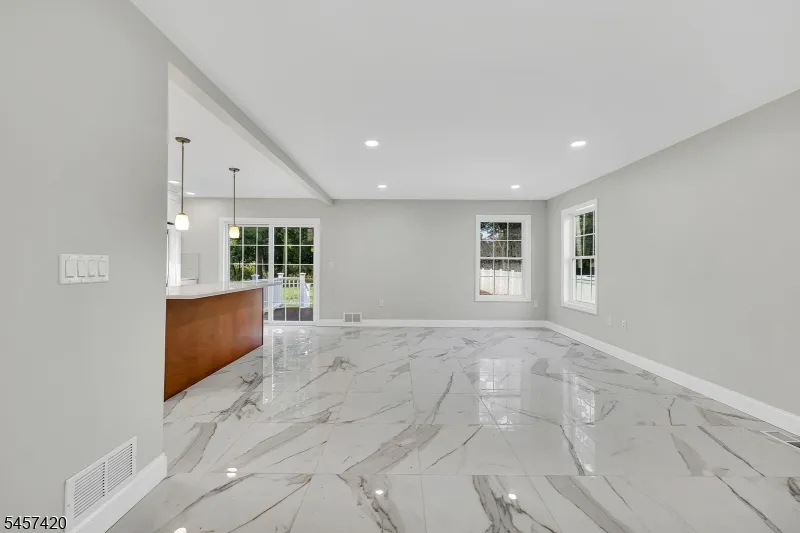 283 S Michigan Ave #A Unit A Kenilworth, NJ 07033