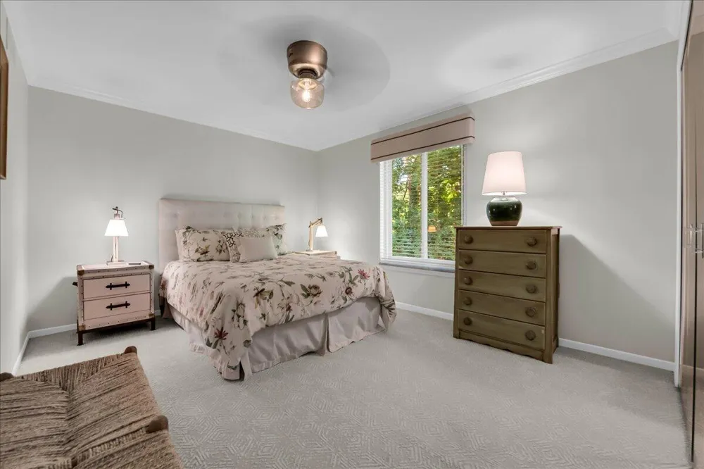 1750 Tiverton Road Bloomfield Hills, MI 48304