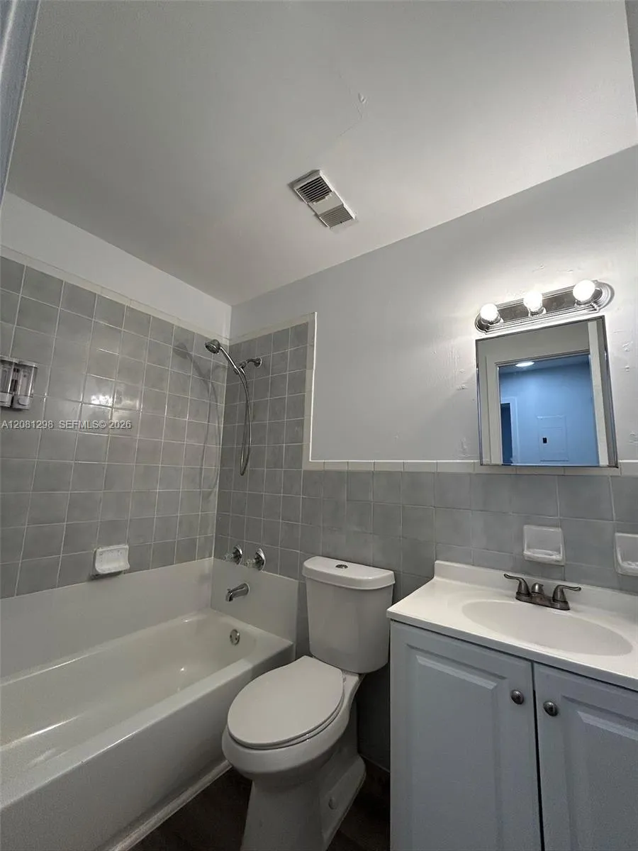 5883 W 26th Ave #5893 Hialeah, FL 33016