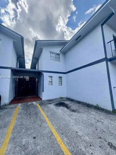 5883 W 26th Ave #5893 Hialeah, FL 33016