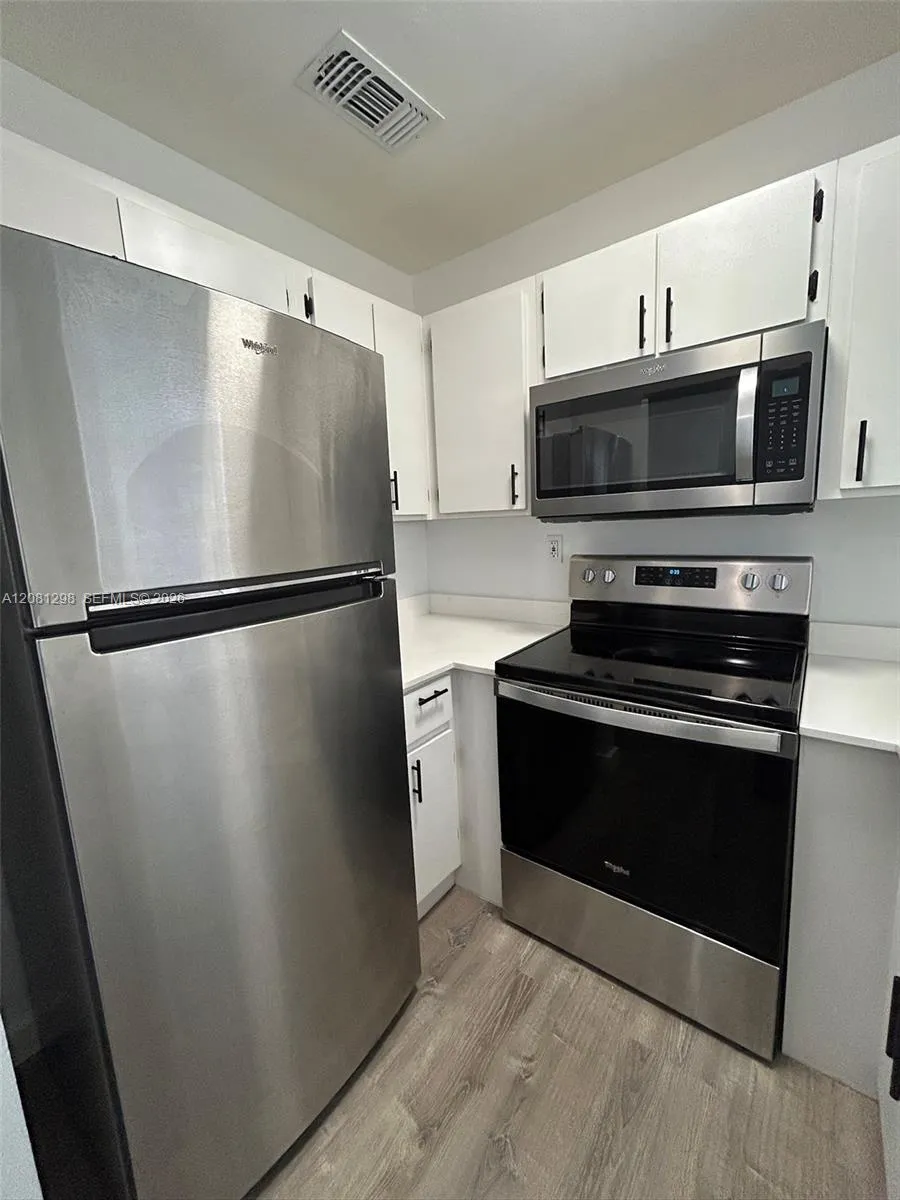 5883 W 26th Ave #5893 Hialeah, FL 33016