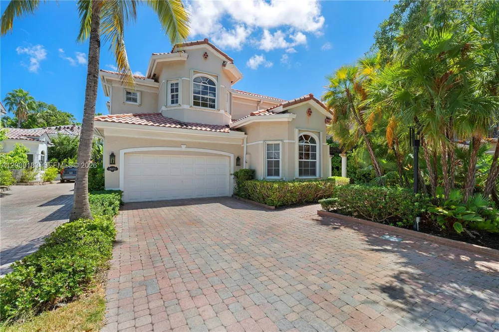19473 38th Ct Sunny Isles Beach, FL 33160