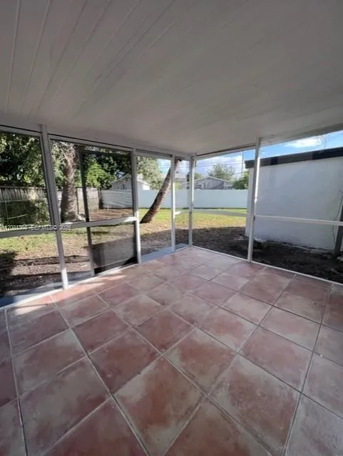 43 Newton Rd #0 West Park, FL 33023