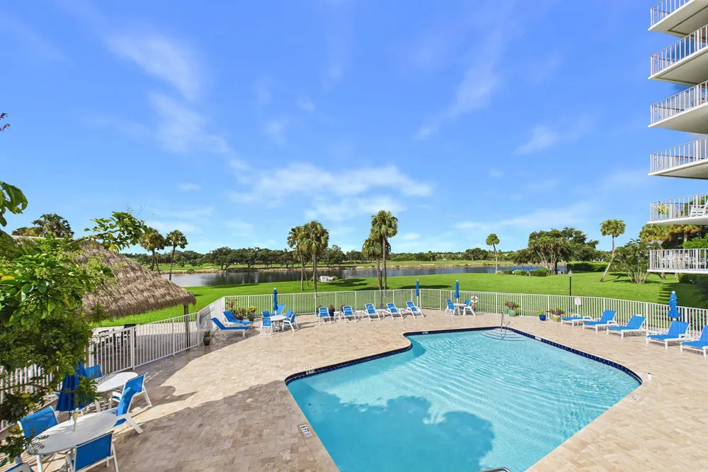 336 GOLFVIEW ROAD #708 North Palm Beach, FL 33408