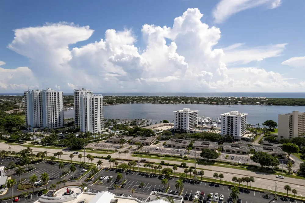 336 GOLFVIEW ROAD #708 North Palm Beach, FL 33408