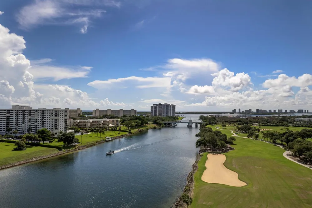 336 GOLFVIEW ROAD #708 North Palm Beach, FL 33408