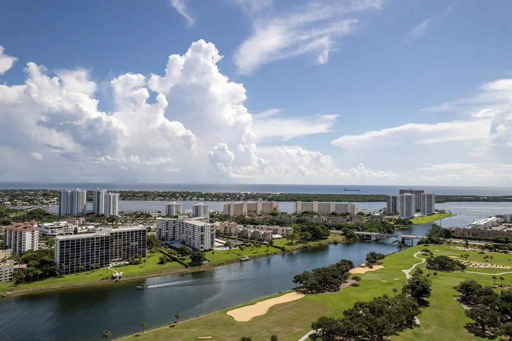 336 GOLFVIEW ROAD #708 North Palm Beach, FL 33408