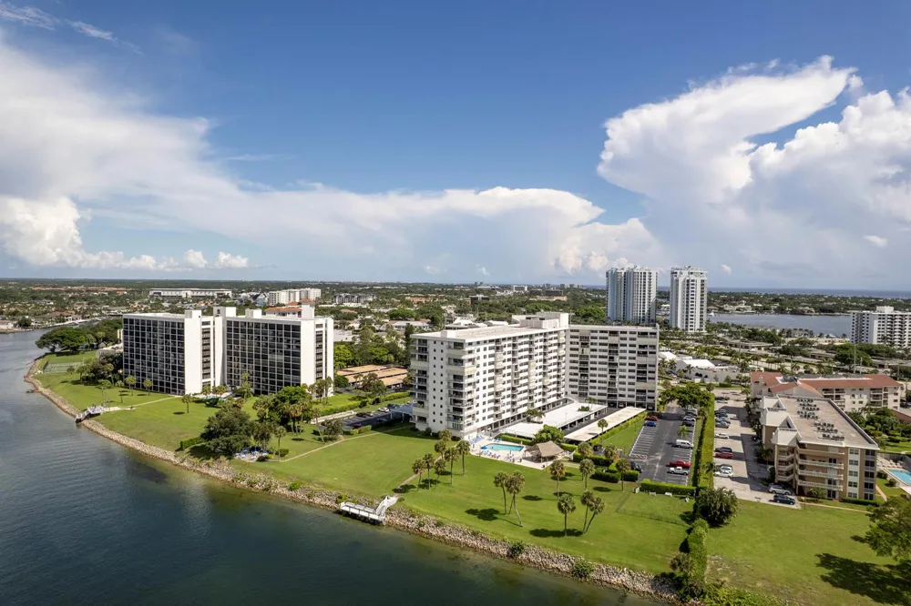 336 GOLFVIEW ROAD #708 North Palm Beach, FL 33408