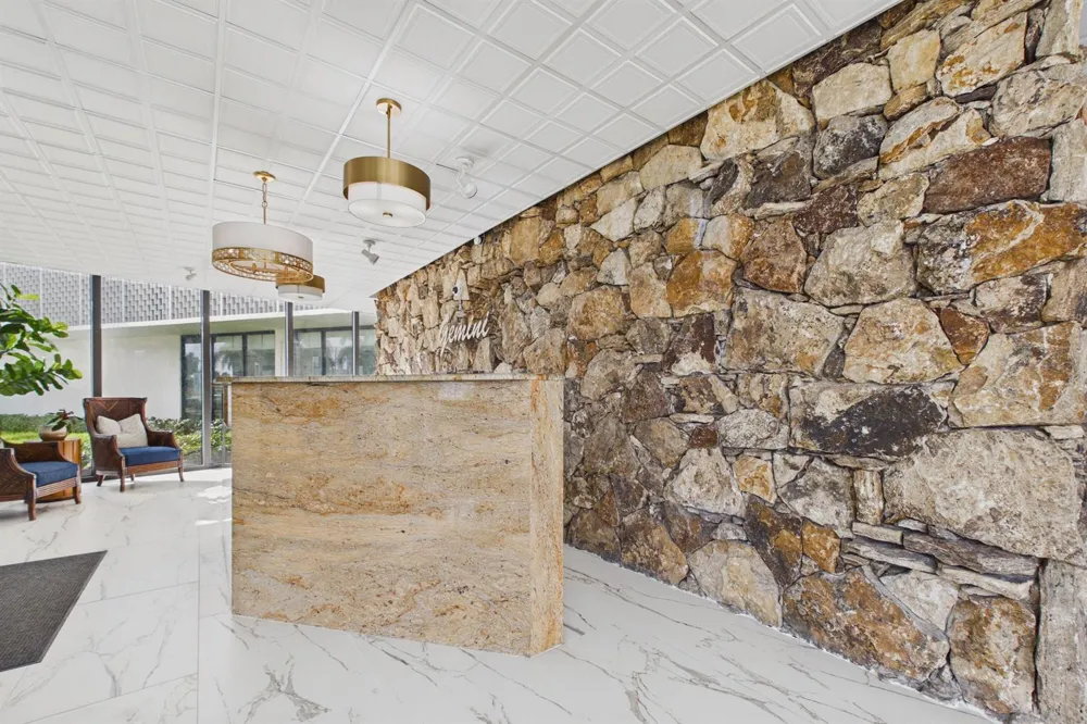 336 GOLFVIEW ROAD #708 North Palm Beach, FL 33408