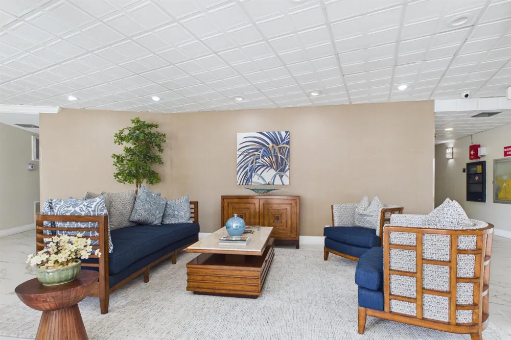 336 GOLFVIEW ROAD #708 North Palm Beach, FL 33408