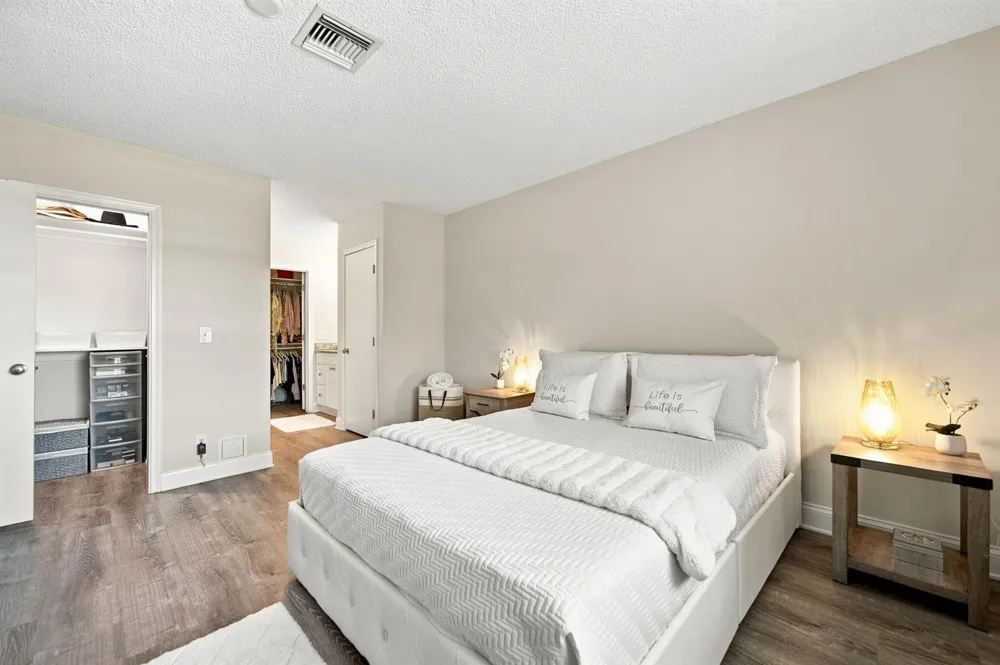 1121 CACTUS TERRACE #203 Delray Beach, FL 33445