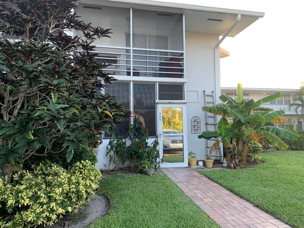 344 Norwich O West Palm Beach, FL 33417