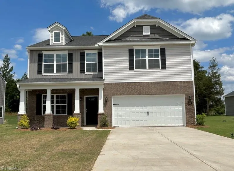 4801 Reedy Creek Farm Circle Greensboro, NC 27405