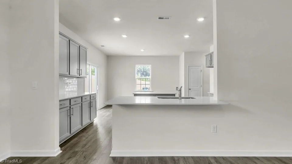 4801 Reedy Creek Farm Circle Greensboro, NC 27405