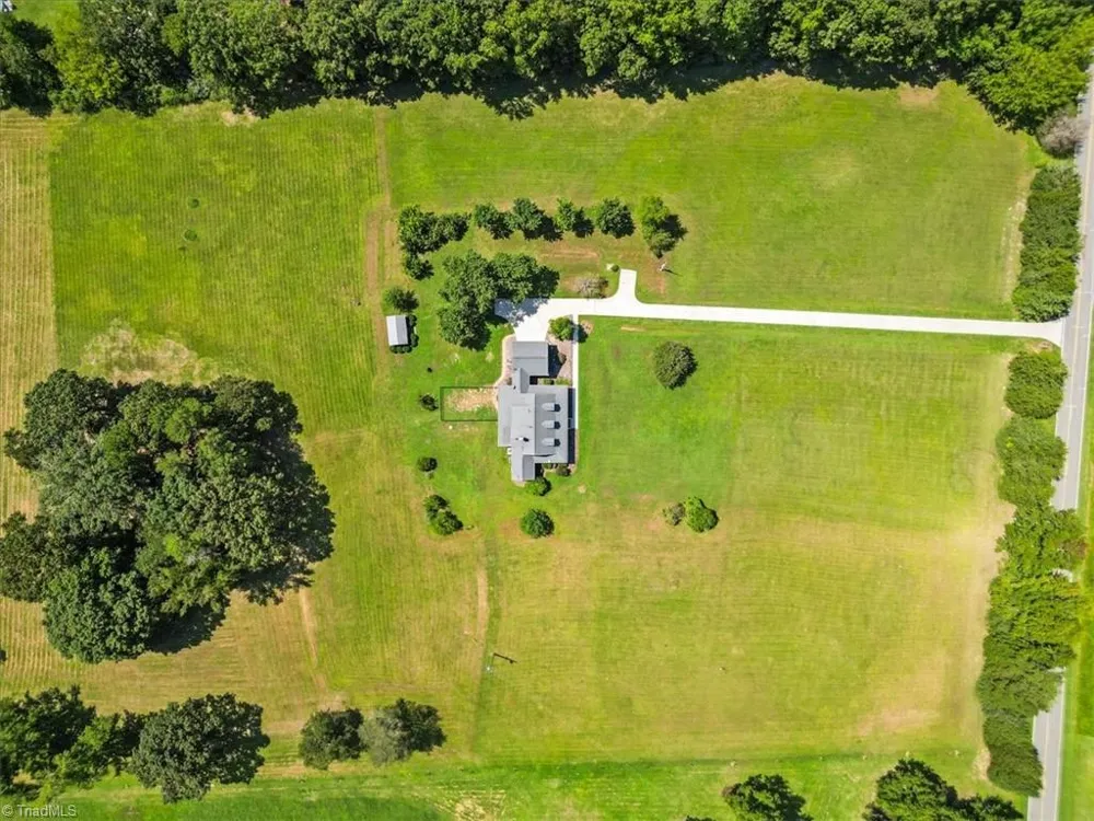 1147 Major Hill Road Snow Camp, NC 27349