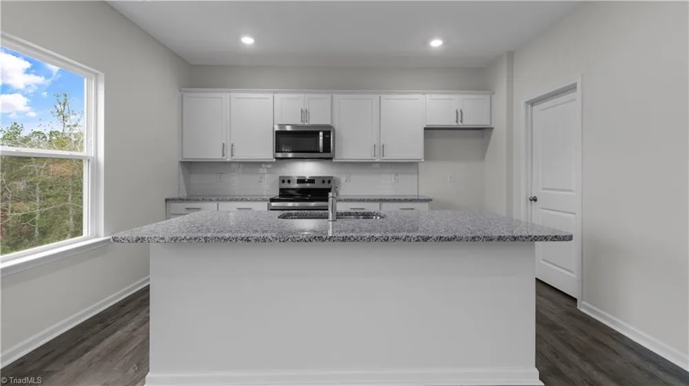 511 Wheelcrest Court Winston-Salem, NC 27107