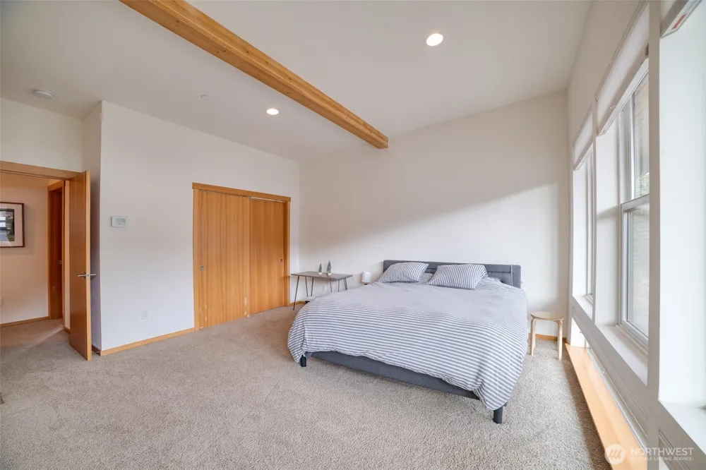 200 Pass Life Way #1 Snoqualmie Pass, WA 98068
