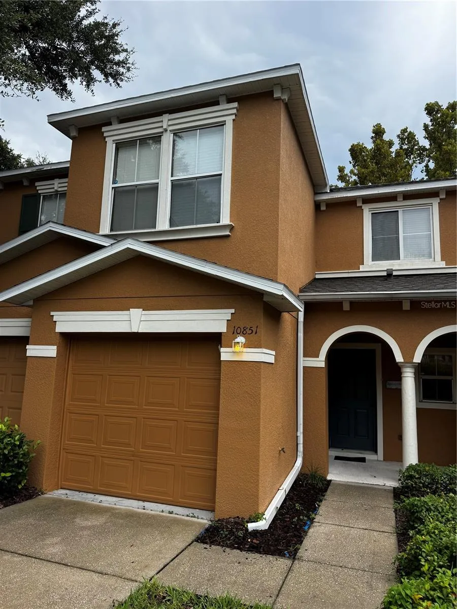 10851 KENSINGTON PARK AVENUE Riverview, FL 33578