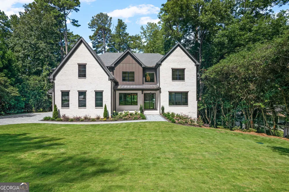 4132 Haverhill DR NE Atlanta, GA 30342
