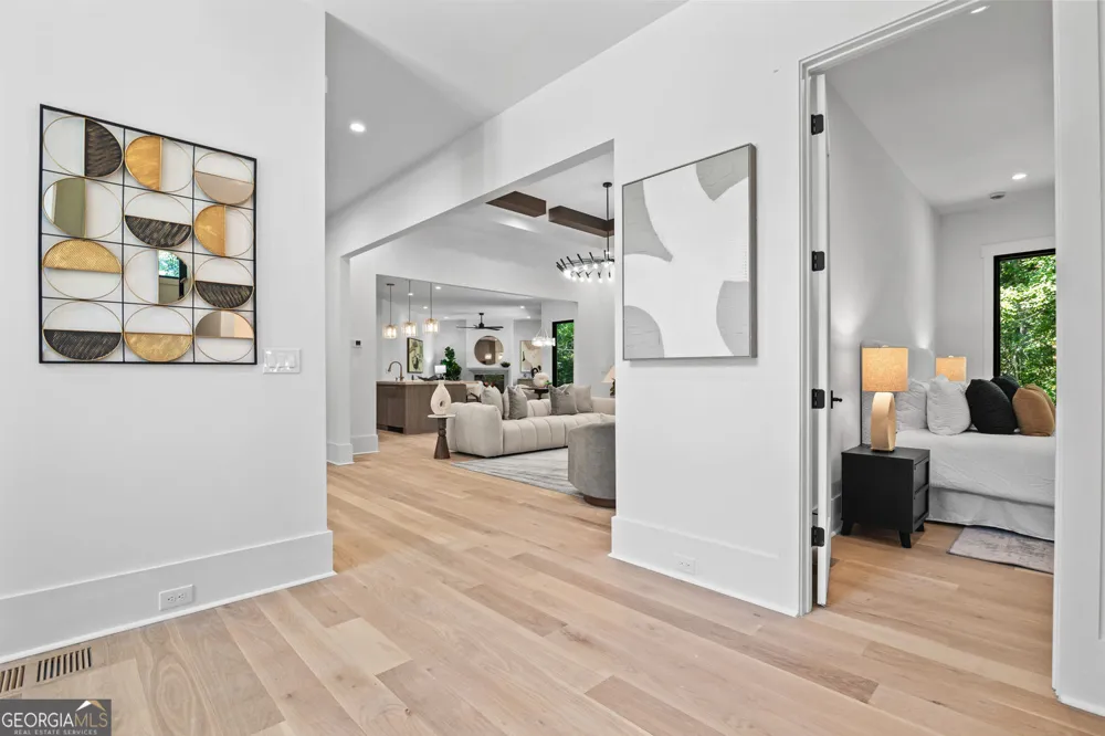 4132 Haverhill DR NE Atlanta, GA 30342
