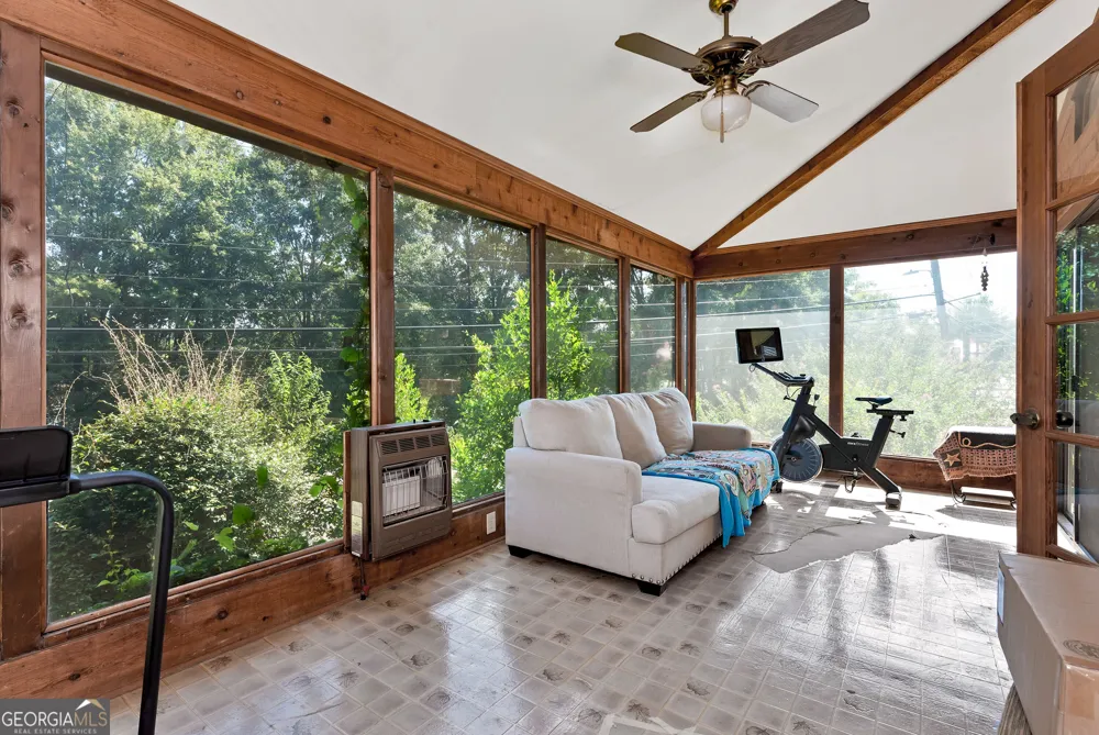 73 Mahaffey ST Jefferson, GA 30549