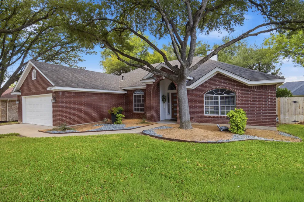 1010 Rocky Creek Drive Pflugerville, TX 78660