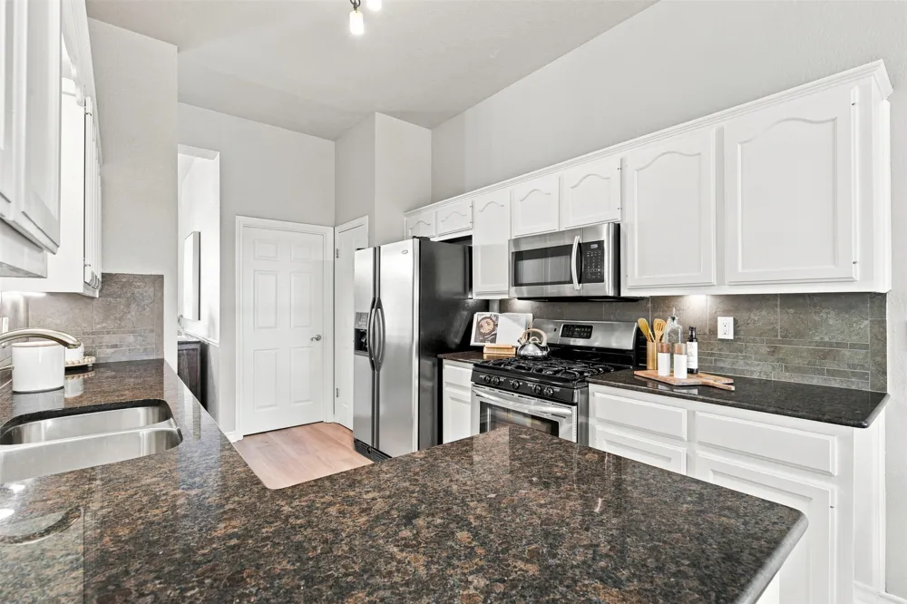 1010 Rocky Creek Drive Pflugerville, TX 78660