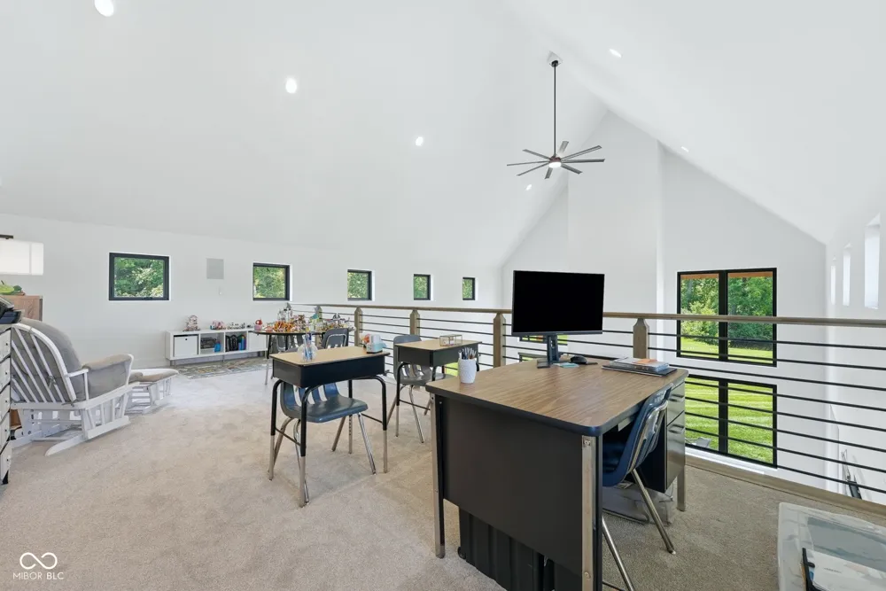 12352 Hoosier Road Fishers, IN 46037