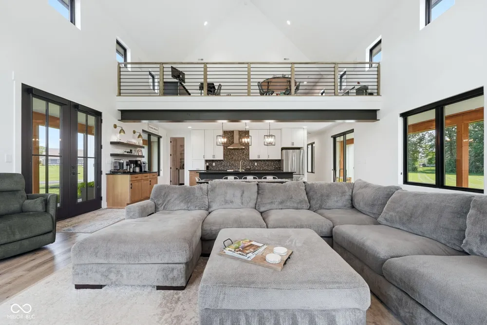 12352 Hoosier Road Fishers, IN 46037