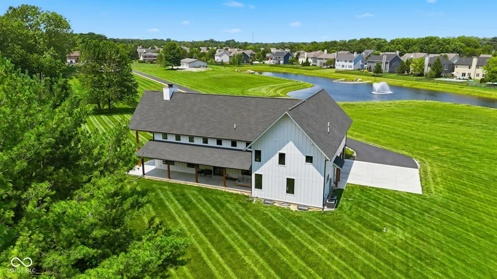 12352 Hoosier Road Fishers, IN 46037