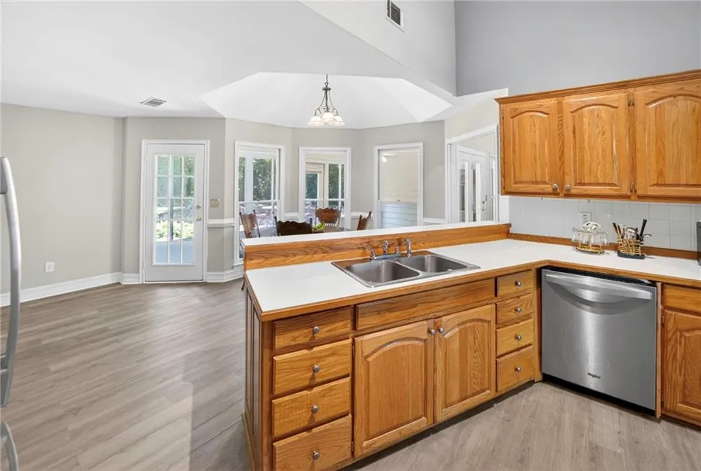 1650 Peachcrest Drive Lawrenceville, GA 30043