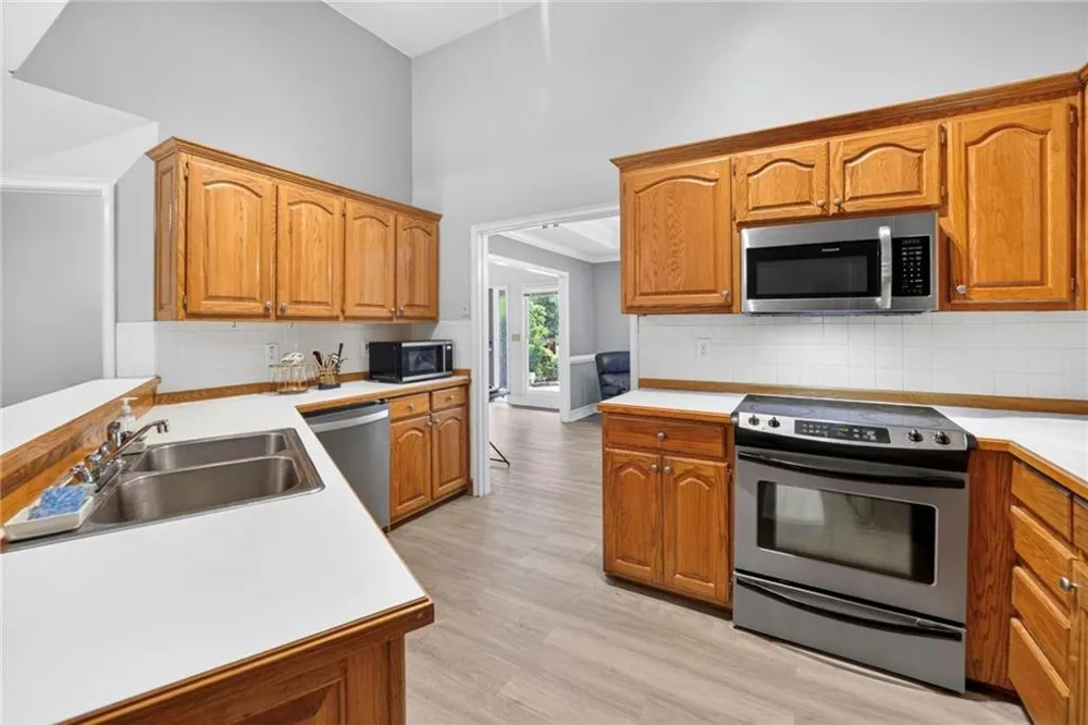 1650 Peachcrest Drive Lawrenceville, GA 30043