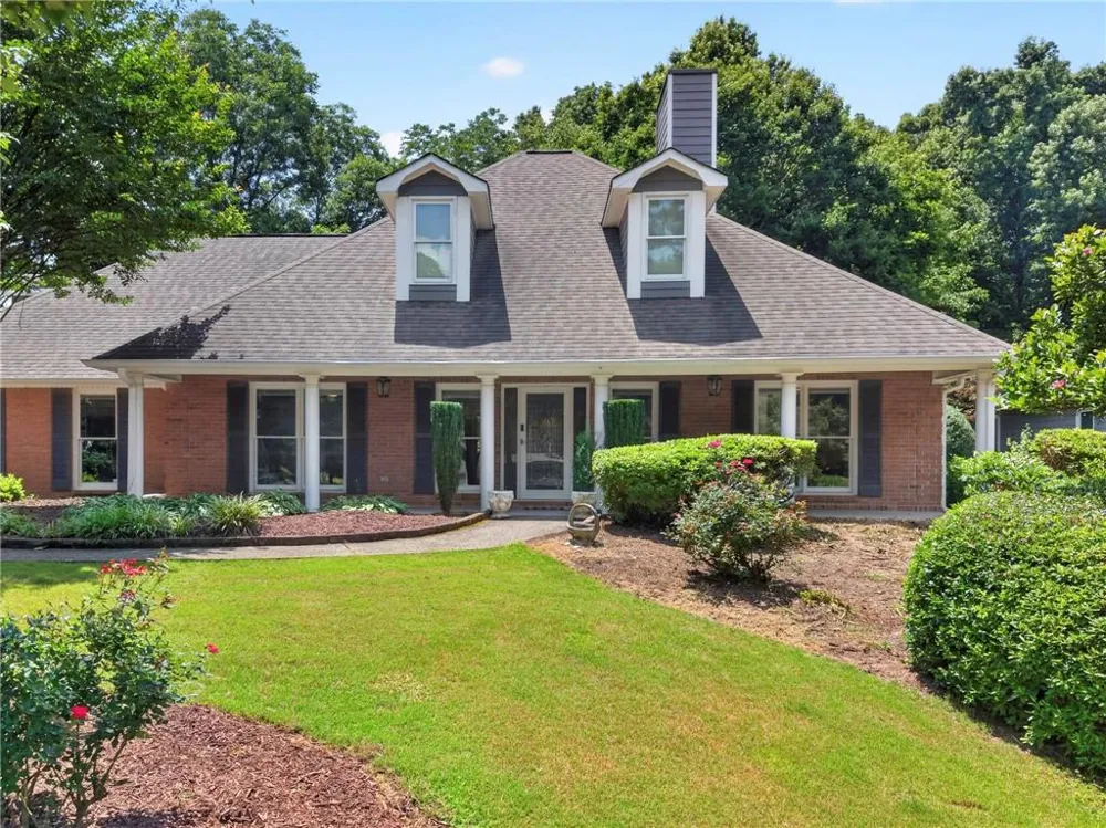 1650 Peachcrest Drive Lawrenceville, GA 30043