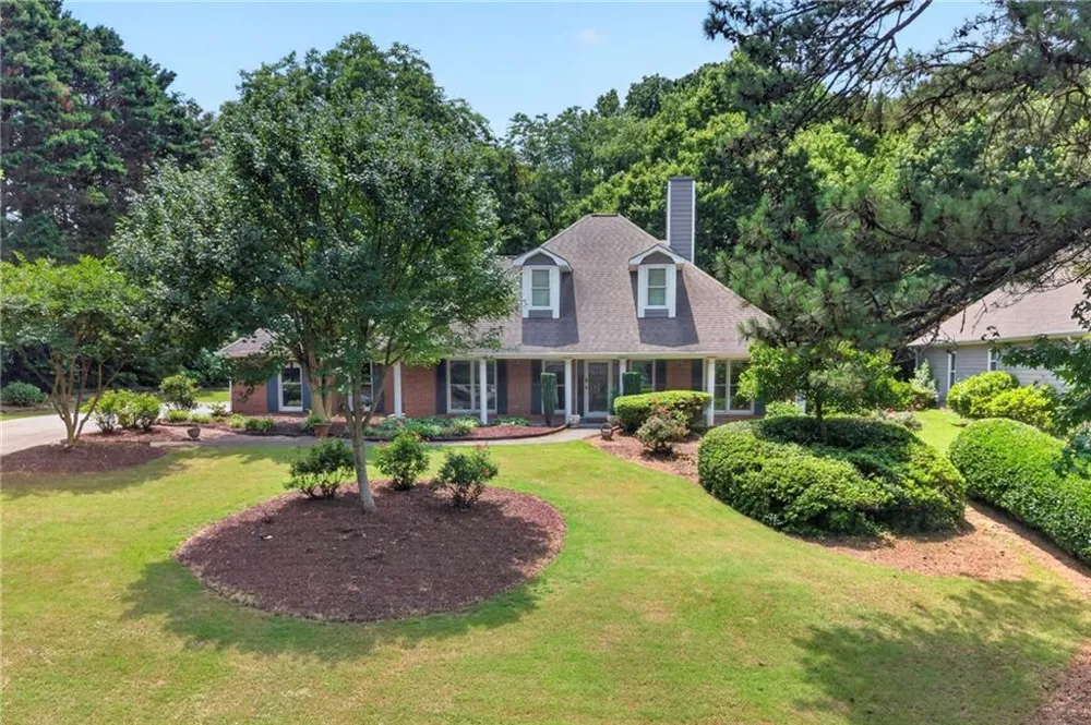 1650 Peachcrest Drive Lawrenceville, GA 30043