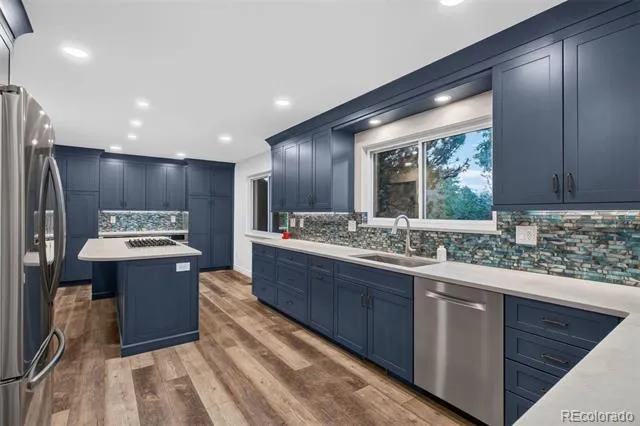 10562 E Maplewood Drive Englewood, CO 80111
