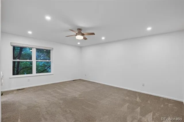 10562 E Maplewood Drive Englewood, CO 80111