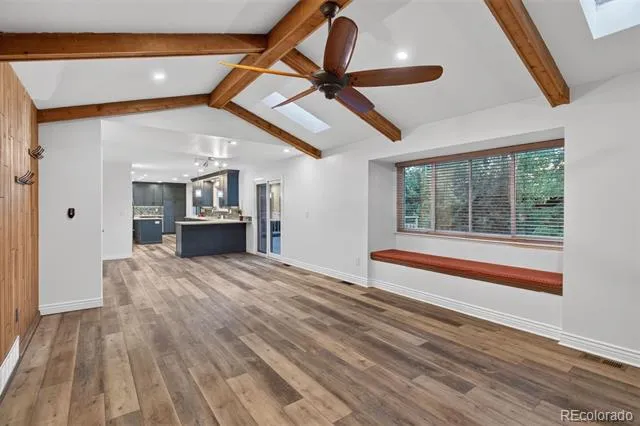 10562 E Maplewood Drive Englewood, CO 80111