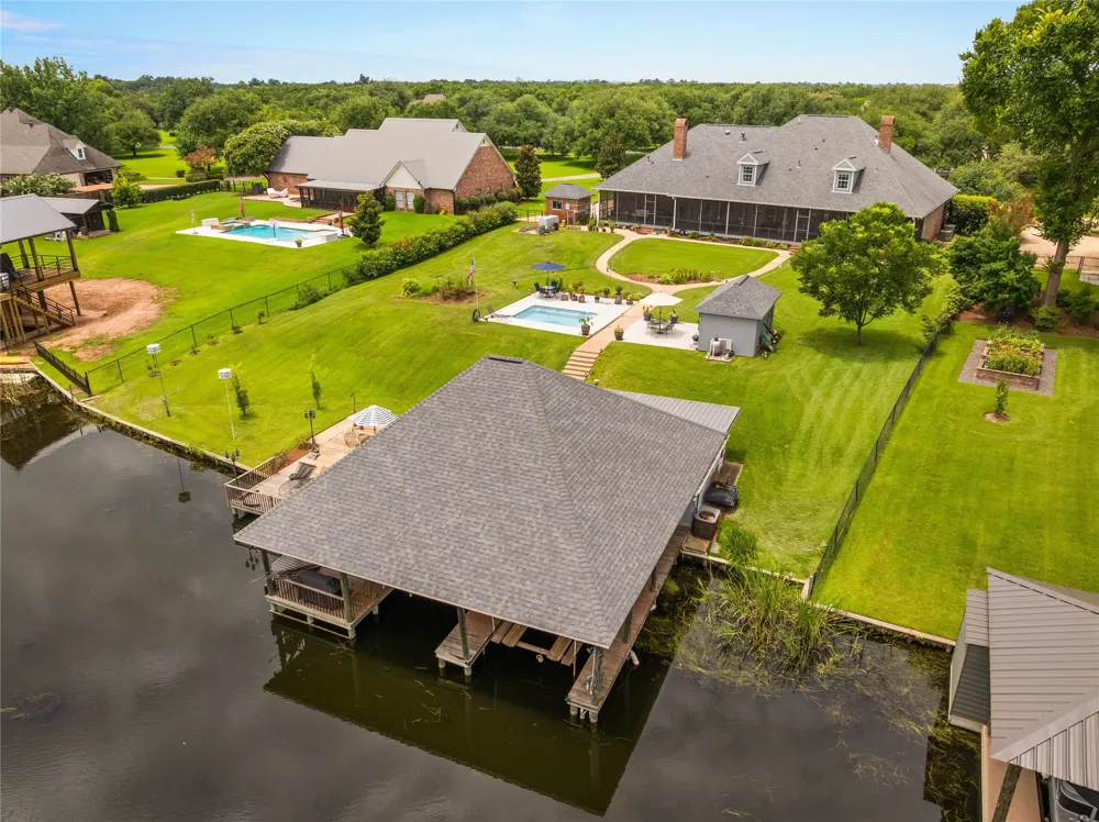 176 Starlight Pointe Natchitoches, LA 71457