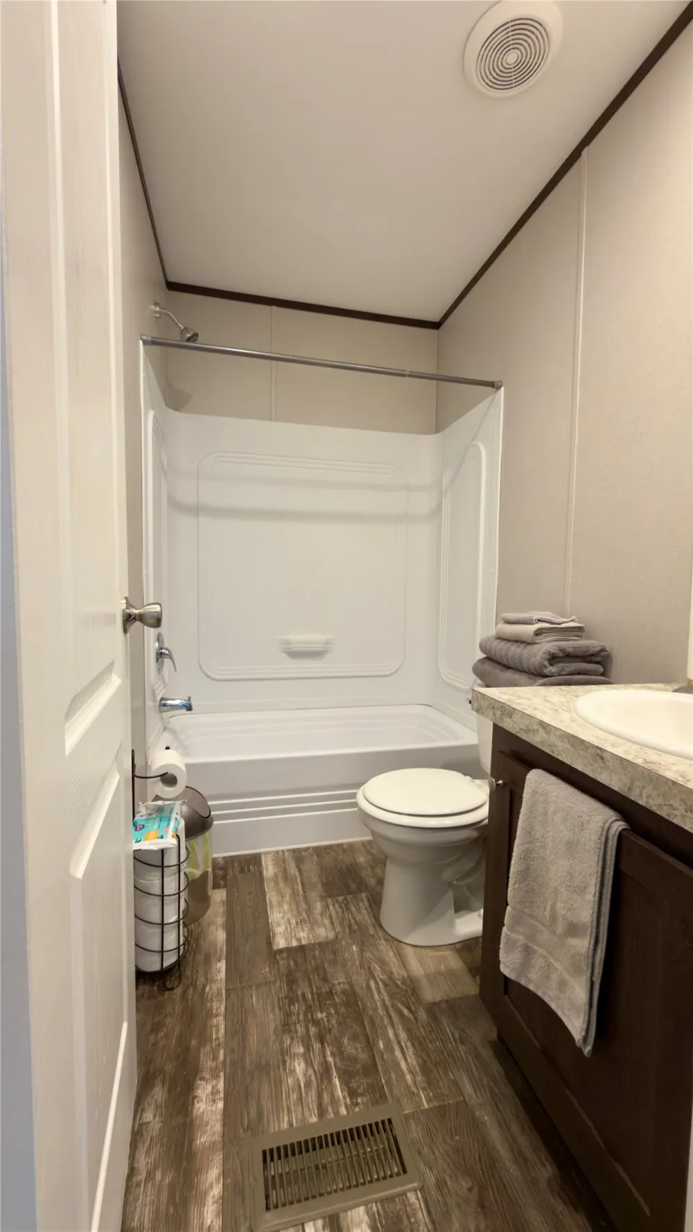 1108 Ridgeview Circle Granbury, TX 76048