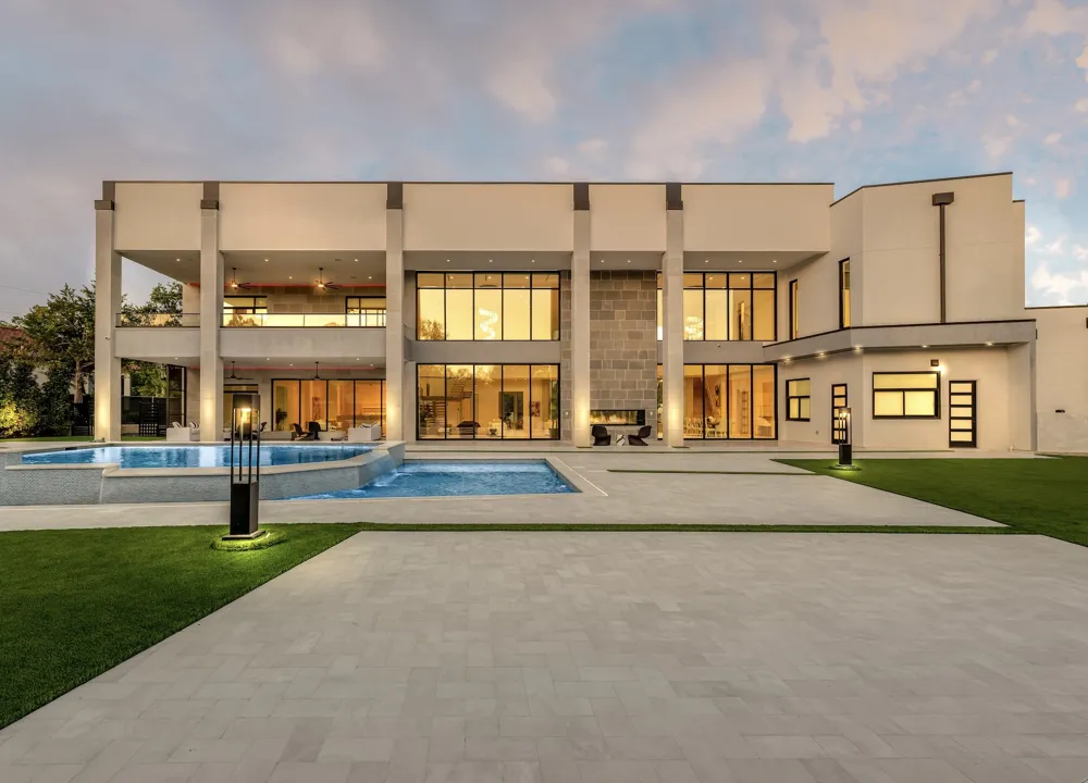 10011 Lennox Lane Dallas, TX 75229
