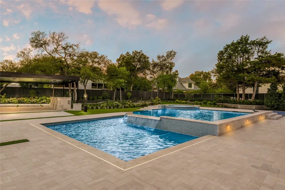 10011 Lennox Lane Dallas, TX 75229