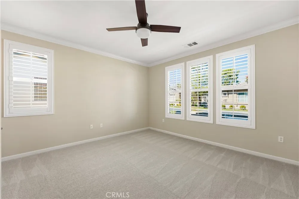8071 Hazeltine Hemet, CA 92545